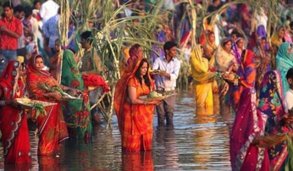 छठ महापर्व पर भी बैरी गाइडलाइन का ग्रहण, जानिए क्या है नियम छठ महापर्व पर भी बैरी गाइडलाइन का ग्रहण, जानिए क्या है नियम