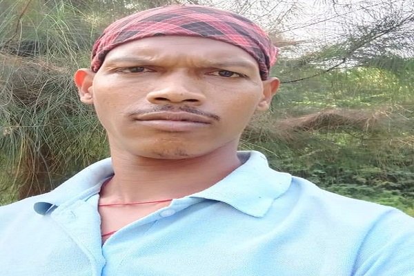 बारात गए युवक की संदेहास्पद परिस्थिति में मौत, जांच में जुटी पुलिस बारात गए युवक की संदेहास्पद परिस्थिति में मौत, जांच में जुटी पुलिस