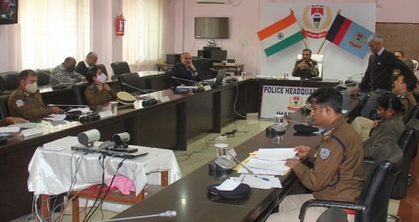 अब सोशल मीडिया पर अफवाह फैलाने वाले की खैर नहीं अब सोशल मीडिया पर अफवाह फैलाने वाले की खैर नहीं