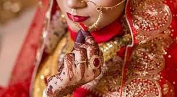 लुटेरी दुल्हन, शादी का झांसा देकर ऐसा लगाया चूना कि... लुटेरी दुल्हन, शादी का झांसा देकर ऐसा लगाया चूना कि...