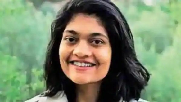 Rashmi ने ऑक्सफोर्ड यूनिवर्सिटी स्टूडेंट यूनियन अध्यक्ष पद से किया Resign Rashmi ने ऑक्सफोर्ड यूनिवर्सिटी स्टूडेंट यूनियन अध्यक्ष पद से किया Resign