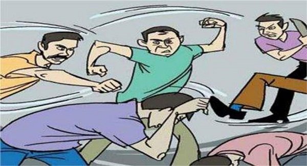 गांजा देने से किया इनकार तो कर दी पिटाई गांजा देने से किया इनकार तो कर दी पिटाई