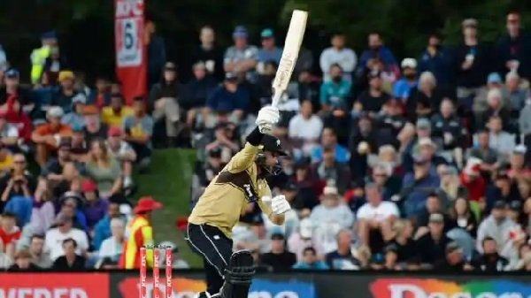 IPL ऑक्शन में रिजेक्टेड डेवोन ने की Runs की बारिश, जानें कितने रन बनाए IPL ऑक्शन में रिजेक्टेड डेवोन ने की Runs की बारिश, जानें कितने रन बनाए