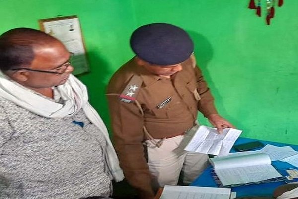 BCCL कर्मी ने लगाई फांसी, FB पर पोस्ट किया सुसाइड नोट BCCL कर्मी ने लगाई फांसी, FB पर पोस्ट किया सुसाइड नोट