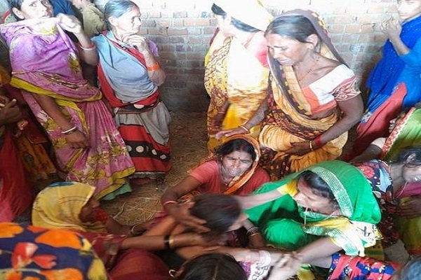 शादी के लिए बनवा रहा था जो मकान, उसी के बरामदे में लगा ली फांसी शादी के लिए बनवा रहा था जो मकान, उसी के बरामदे में लगा ली फांसी