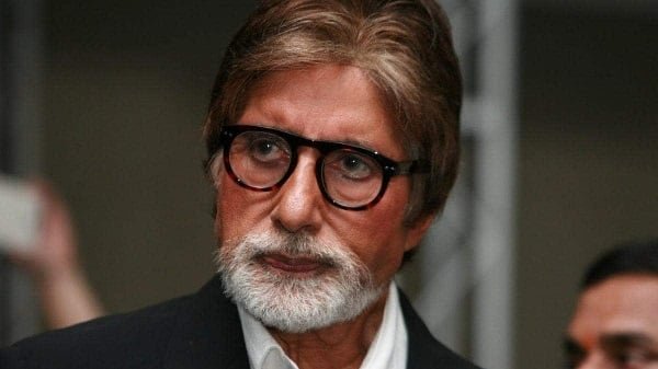 बिग बी ने कराई अपनी आंखों की दूसरी सर्जरी, जानें डाक्टरों को क्या कहा बिग बी ने कराई अपनी आंखों की दूसरी सर्जरी, जानें डाक्टरों को क्या कहा