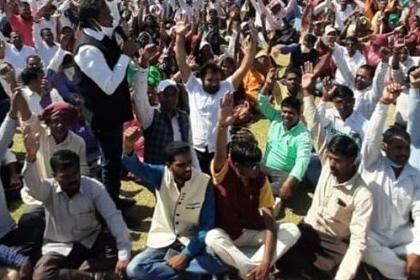 विधानसभा का घेराव करने पहुंचे 5 जिलों के पारा शिक्षक, कहा- सरकार नहीं सुनी तो... विधानसभा का घेराव करने पहुंचे 5 जिलों के पारा शिक्षक, कहा- सरकार नहीं सुनी तो...