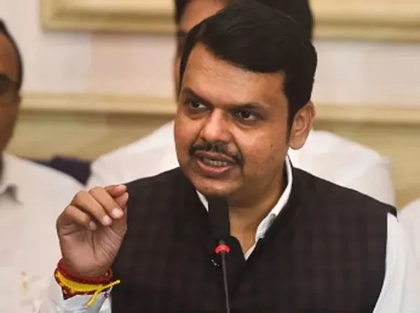एंटीलिया मामले में स्कॉर्पियों मालिक की मौत को पूर्व सीएम देवेंद्र फडणवीस ने बताया साजिश, जानें क्या कहा एंटीलिया मामले में स्कॉर्पियों मालिक की मौत को पूर्व सीएम देवेंद्र फडणवीस ने बताया साजिश, जानें क्या कहा