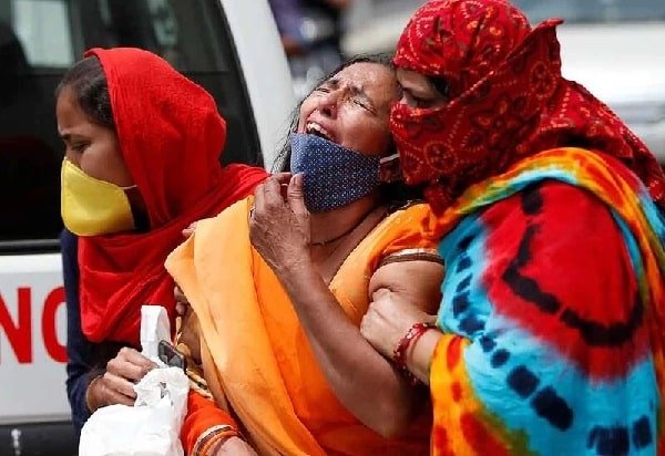 इंडिया में मिला ट्रिपल म्यूटेंट कोरोना वायरस, महाराष्ट्र और बंगाल में दिख रहा ज्यादा असर इंडिया में मिला ट्रिपल म्यूटेंट कोरोना वायरस, महाराष्ट्र और बंगाल में दिख रहा ज्यादा असर