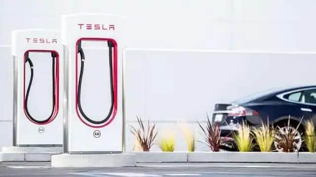 ##Tesla में निकली बंपर Vacancy, 10,000 लोगों को मिलेगा रोजगार ##Tesla में निकली बंपर Vacancy, 10,000 लोगों को मिलेगा रोजगार