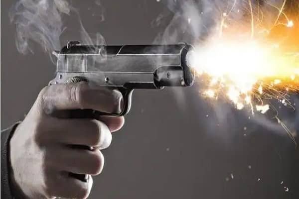 श्रीनगर में पदस्थापित CRPF जवान की सासाराम में गोली मारकर हत्या, छुट्टी में आए थे... श्रीनगर में पदस्थापित CRPF जवान की सासाराम में गोली मारकर हत्या, छुट्टी में आए थे...