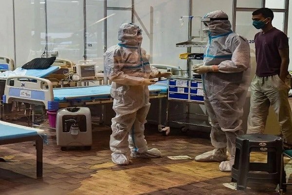 ICU में तैनात एक डॉक्टर ने की आत्मह’त्या, सुसा’इड नोट में बतायी ये वजह ICU में तैनात एक डॉक्टर ने की आत्मह’त्या, सुसा’इड नोट में बतायी ये वजह