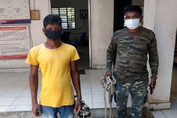 आपसी विवाद में भाई ने भाई को मारा छुरा, मौके पर मौत आपसी विवाद में भाई ने भाई को मारा छुरा, मौके पर मौत