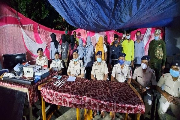 पेंचकस और पिलास लेकर घुम रहे अपराधी निकले बड़का चोर पेंचकस और पिलास लेकर घुम रहे अपराधी निकले बड़का चोर