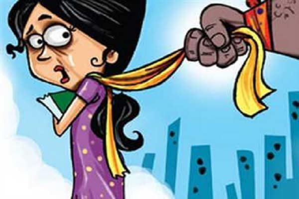 जब मांझी ही नाव डुबोये तो उसे कौन बचाये.. जब मांझी ही नाव डुबोये तो उसे कौन बचाये..