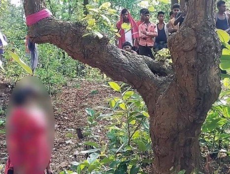 फंदे पर लटका मिला भाजपा नेता की पुत्री का शव, जताई जा रही हत्या की... फंदे पर लटका मिला भाजपा नेता की पुत्री का शव, जताई जा रही हत्या की...