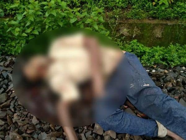 रेलवे ट्रैक के किनारे मिली युवक की लाश रेलवे ट्रैक के किनारे मिली युवक की लाश