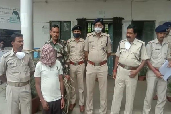 चोरों को लोकेशन बता करवाता था चोरी, चढ़ा पुलिस के हत्थे चोरों को लोकेशन बता करवाता था चोरी, चढ़ा पुलिस के हत्थे