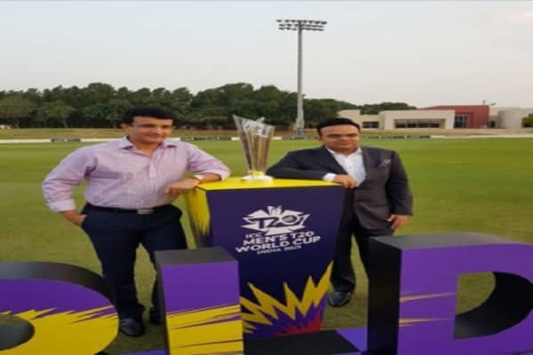 इंडिया में नहीं यूएई में होगा टी20 वर्ल्ड कप, BCCI ने किया एलान इंडिया में नहीं यूएई में होगा टी20 वर्ल्ड कप, BCCI ने किया एलान