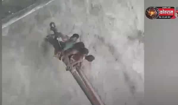 गंगा के टापू में फंसे, देखें वीडियो... गंगा के टापू में फंसे, देखें वीडियो...
