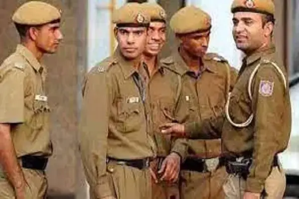 POLICE विभाग में निकली बंपर VACANCY, बिना फिजिकल टेस्ट के होगी भर्ती