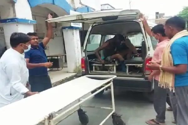 पत्रकार को जिंदा जलाने की कोशिश... पत्रकार को जिंदा जलाने की कोशिश...