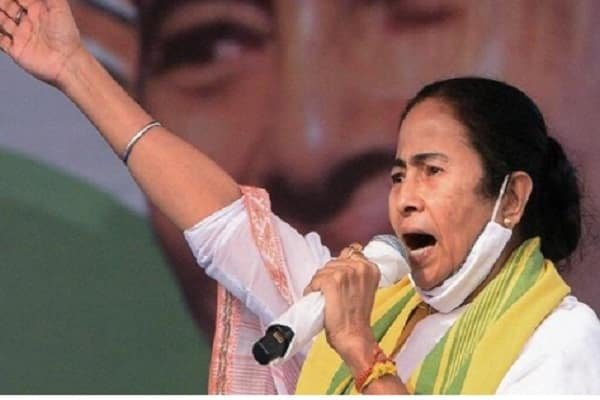 नंदीग्राम चुनाव के मामले में सुनवाई 15 नवंबर तक टली नंदीग्राम चुनाव के मामले में सुनवाई 15 नवंबर तक टली