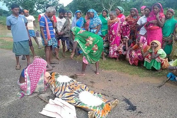 ठनका की चपेट में आने से युवक की मौत ठनका की चपेट में आने से युवक की मौत