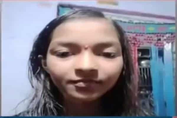 करंट की चपेट में आई बच्ची, मौके पर तोड़ा दम करंट की चपेट में आई बच्ची, मौके पर तोड़ा दम