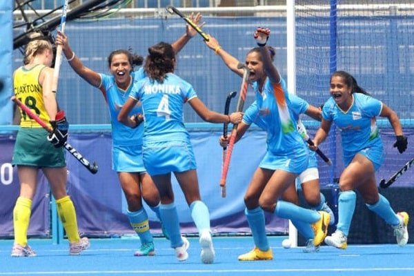 भारतीय महिला हॉकी टीम ने रचा इतिहास भारतीय महिला हॉकी टीम ने रचा इतिहास