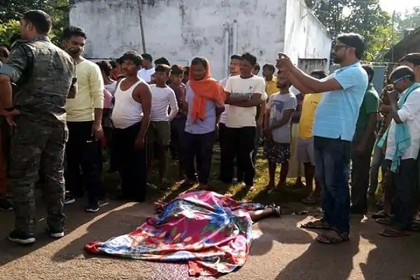 कोचिंग से घर आ रहा था छात्र, रास्ते में हो गया हादसे का शिकार कोचिंग से घर आ रहा था छात्र, रास्ते में हो गया हादसे का शिकार