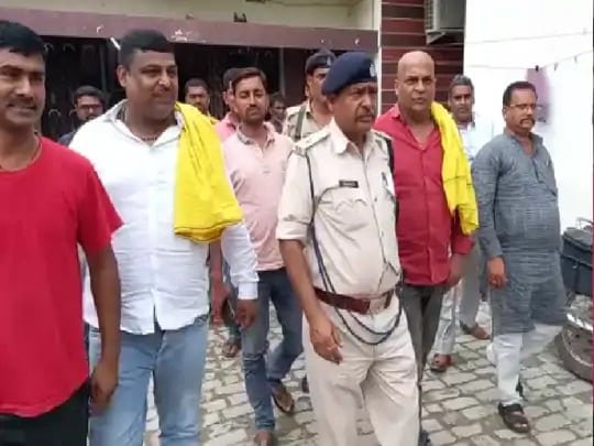 अगवा हुई ठेकेदार की नाबालिग बेटी इस हाल में मिली अगवा हुई ठेकेदार की नाबालिग बेटी इस हाल में मिली