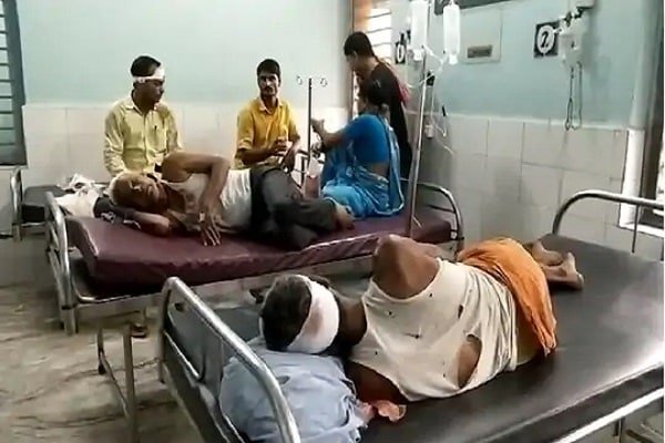 छेड़खानी और दबंगई का विरोध करने पर मारपीट, 4 घायल छेड़खानी और दबंगई का विरोध करने पर मारपीट, 4 घायल