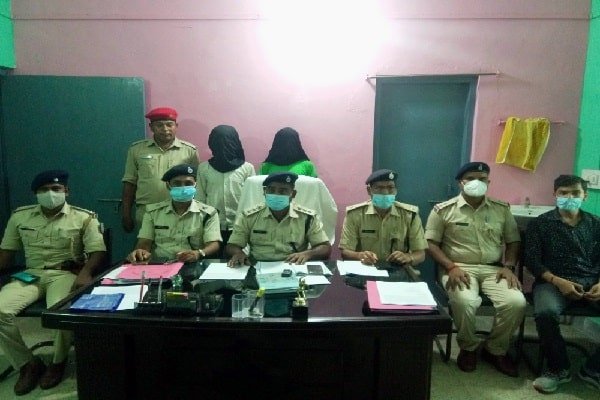 जेजेएमपी उग्रवादी संगठन के 2 सदस्यों को पुलिस ने दबोचा जेजेएमपी उग्रवादी संगठन के 2 सदस्यों को पुलिस ने दबोचा