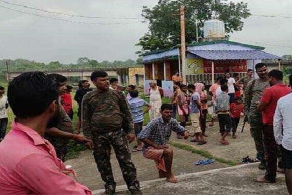 मंदिर में हुई चोरी और नदी में मिलेे कुख्यात चोर के शव का क्या है कनेक्शन मंदिर में हुई चोरी और नदी में मिलेे कुख्यात चोर के शव का क्या है कनेक्शन