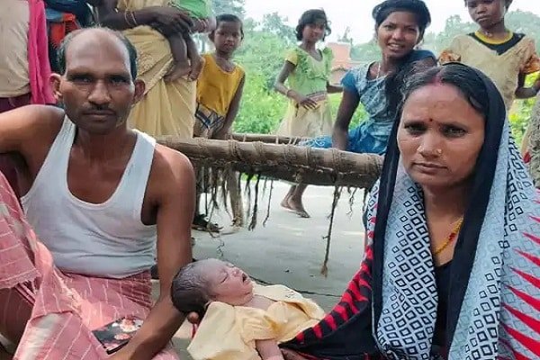 जन्म देने वाली ने ठुकराया, नि:संतान दंपती ने कलेजे से लगाया जन्म देने वाली ने ठुकराया, नि:संतान दंपती ने कलेजे से लगाया