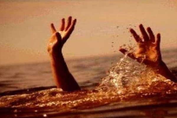 दोस्तों के साथ नहाने नदी में उतरा सुनील, नहीं निकला बाहर दोस्तों के साथ नहाने नदी में उतरा सुनील, नहीं निकला बाहर