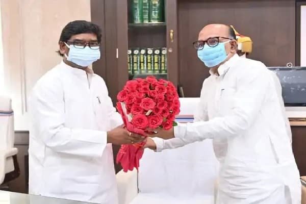 झारखंड विस का मानसून सत्र शुरू, कोरोना में जान गंवाने वाले फ्रंटलाइन वर्कर्स के आश्रितों को मुआवजा का उठा मुद्दा झारखंड विस का मानसून सत्र शुरू, कोरोना में जान गंवाने वाले फ्रंटलाइन वर्कर्स के आश्रितों को मुआवजा का उठा मुद्दा
