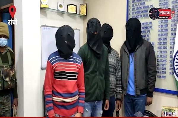 40 हजार रुपये में मुड़ी काटने से कर गया था इनकार, देखें वीडियो 40 हजार रुपये में मुड़ी काटने से कर गया था इनकार, देखें वीडियो