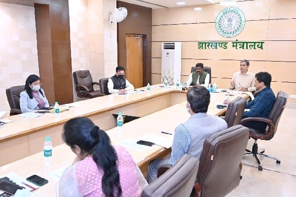 सरकार पर बढ़ा प्रवासी मजदूरों का विश्वास, दो साल में झारखंड लौटे 10 लाख कामगार सरकार पर बढ़ा प्रवासी मजदूरों का विश्वास, दो साल में झारखंड लौटे 10 लाख कामगार