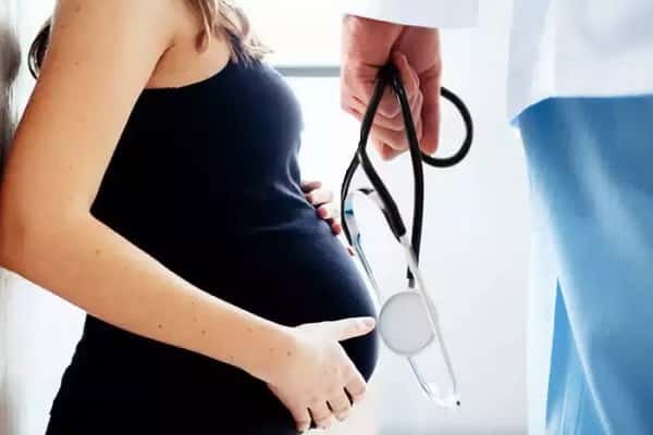 Health Alert : प्रेग्नेंट महिलाएं इन बातों का रखें खास ख्याल, जानिए क्या... Health Alert : प्रेग्नेंट महिलाएं इन बातों का रखें खास ख्याल, जानिए क्या...