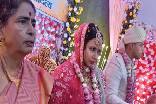 जज साहब ने यूं की शादी कि बन गए मिसाल, देखें... जज साहब ने यूं की शादी कि बन गए मिसाल, देखें...