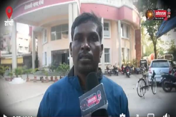लूटने का नायाब तरीका राजधानी में, देखें वीडियो लूटने का नायाब तरीका राजधानी में, देखें वीडियो