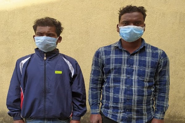 खबरीलाल ने एक फूंक क्या मारी, पुलिस ने PLFI के मोस्ट वांटेड का... खबरीलाल ने एक फूंक क्या मारी, पुलिस ने PLFI के मोस्ट वांटेड का...