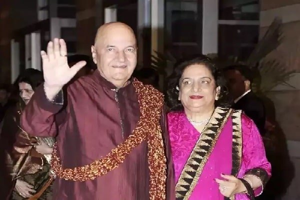 Mr & Mrs Chopra कोरोना पॉजिटिव, अस्पताल में भर्ती Mr & Mrs Chopra कोरोना पॉजिटिव, अस्पताल में भर्ती