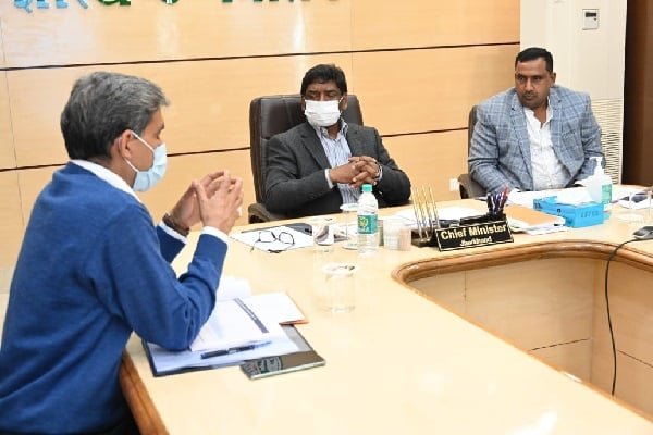 कोरोना को लेकर कल सरकार लेगी बड़ा फैसला, सीएम हेमंत बोले... कोरोना को लेकर कल सरकार लेगी बड़ा फैसला, सीएम हेमंत बोले...