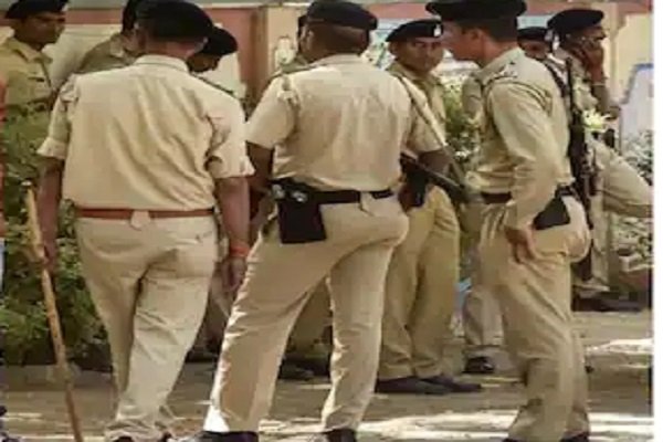 पुलिस में होगी 26210 कांस्टेबल की भर्ती, पढ़ें डिटेल्स पुलिस में होगी 26210 कांस्टेबल की भर्ती, पढ़ें डिटेल्स