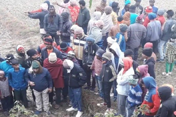 पिकनिक मनाने गया था, लाश मिलने की खबर से घर में मचा कोहराम पिकनिक मनाने गया था, लाश मिलने की खबर से घर में मचा कोहराम