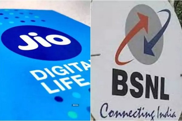 Jio बना वायर्ड ब्रॉडबैंड का सरताज, बीएसएनएल दूसरे स्थान पर Jio बना वायर्ड ब्रॉडबैंड का सरताज, बीएसएनएल दूसरे स्थान पर