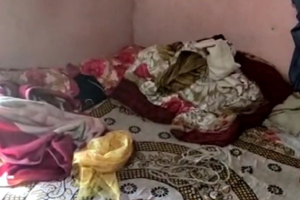उधर घर वालों ने प्रेमी को पीटा, इधर प्रेमिका ने कर डाला बड़का कांड उधर घर वालों ने प्रेमी को पीटा, इधर प्रेमिका ने कर डाला बड़का कांड